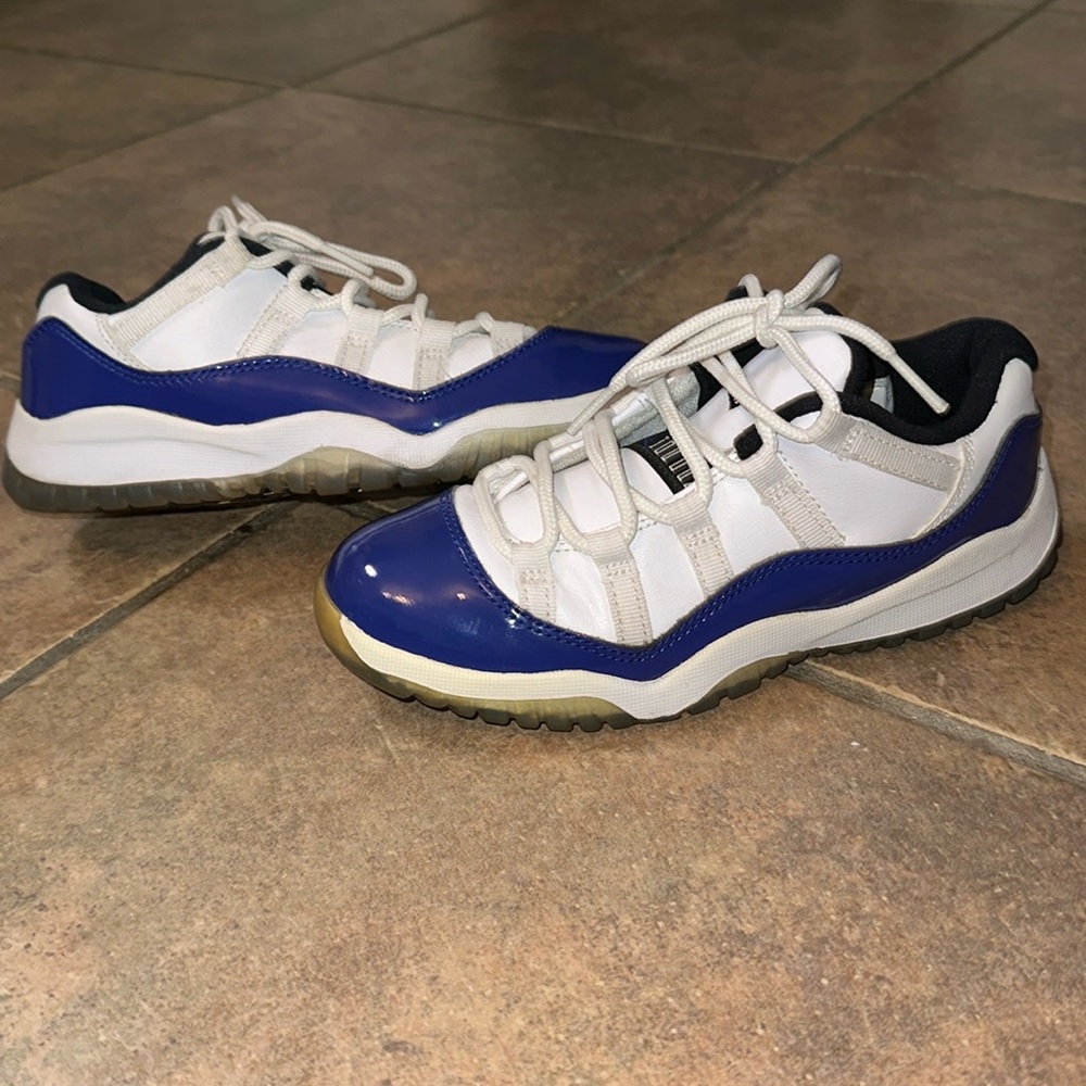 Blue and white kids Jordan 11 retro low top size 1